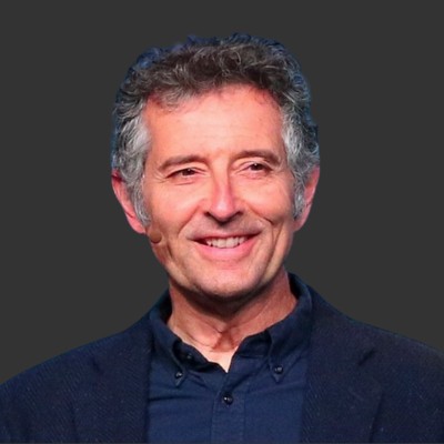Roger Magoulas